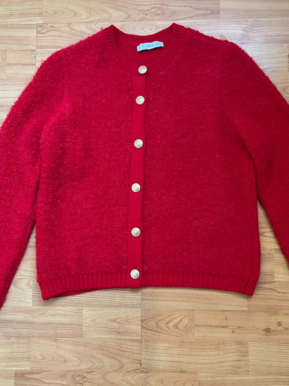 Red Mango Cardigan (Professional)